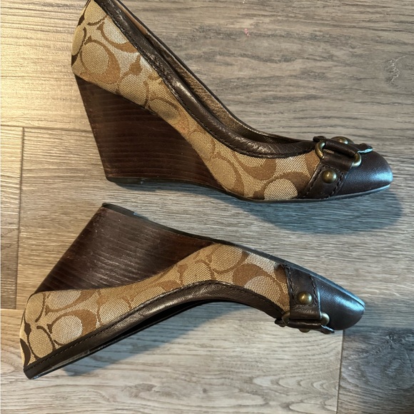 Coach wedge shoes - Picture 3 of 6
